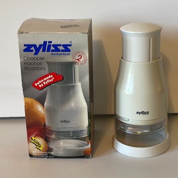 Zyliss Kitchen Zyliss Switzerland Food Chopper With Chopping Base